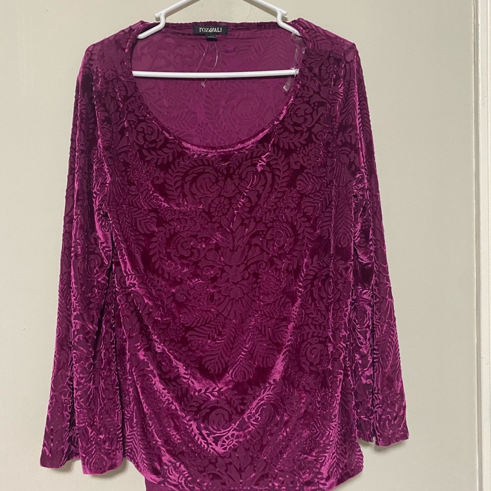 Roz & Ali Shirt Large